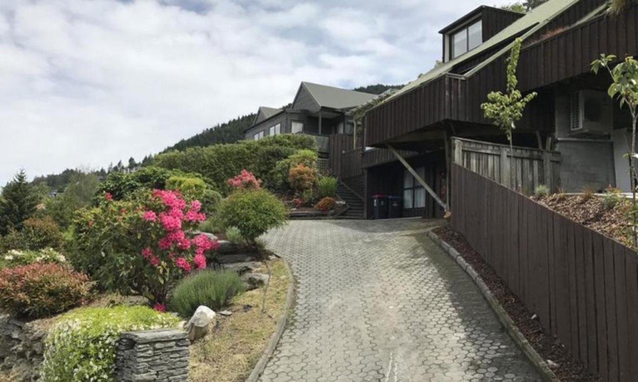4 Bedroom Home, Unlimited Wifi, Fantastic Lake Views With Private Balcony Queenstown Extérieur photo